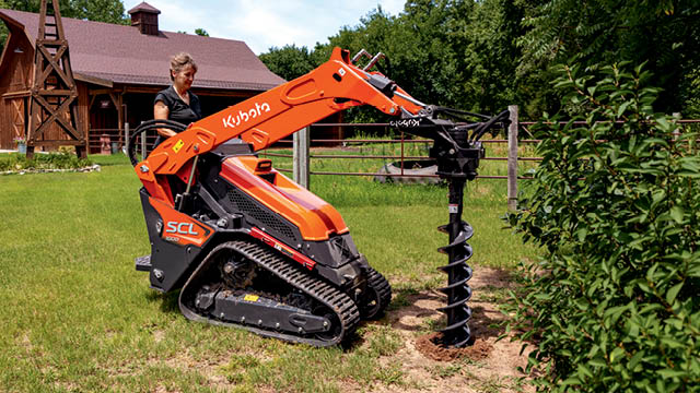 Where to find MINI SKID STEER KUBOTA SCL1000 in Salina